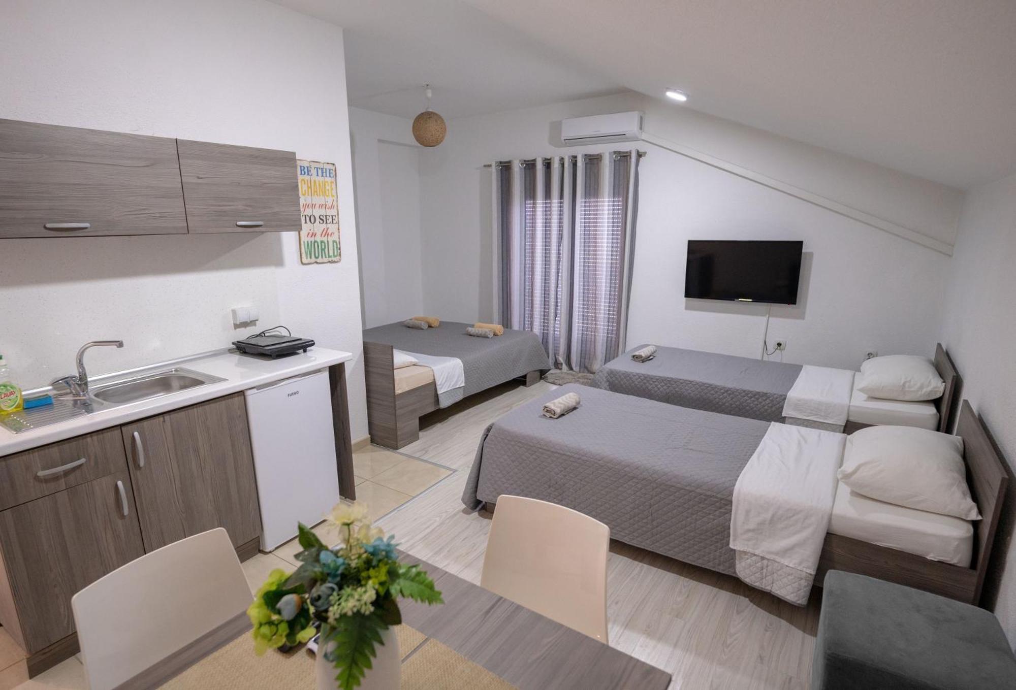 Luna Apartments Gevgelija Esterno foto