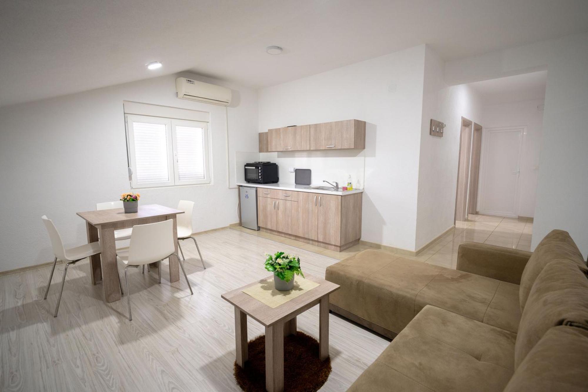 Luna Apartments Gevgelija Esterno foto