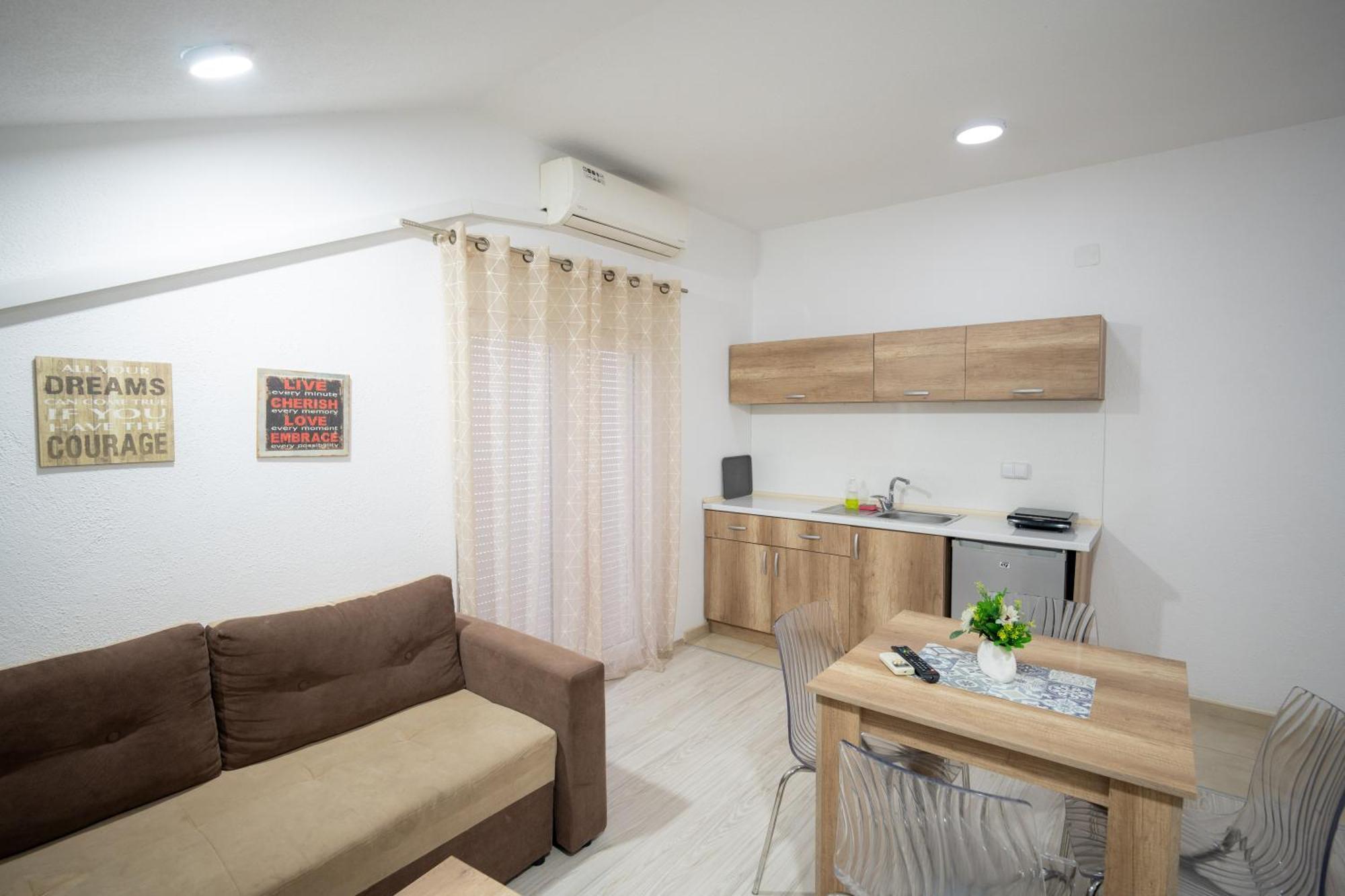 Luna Apartments Gevgelija Esterno foto