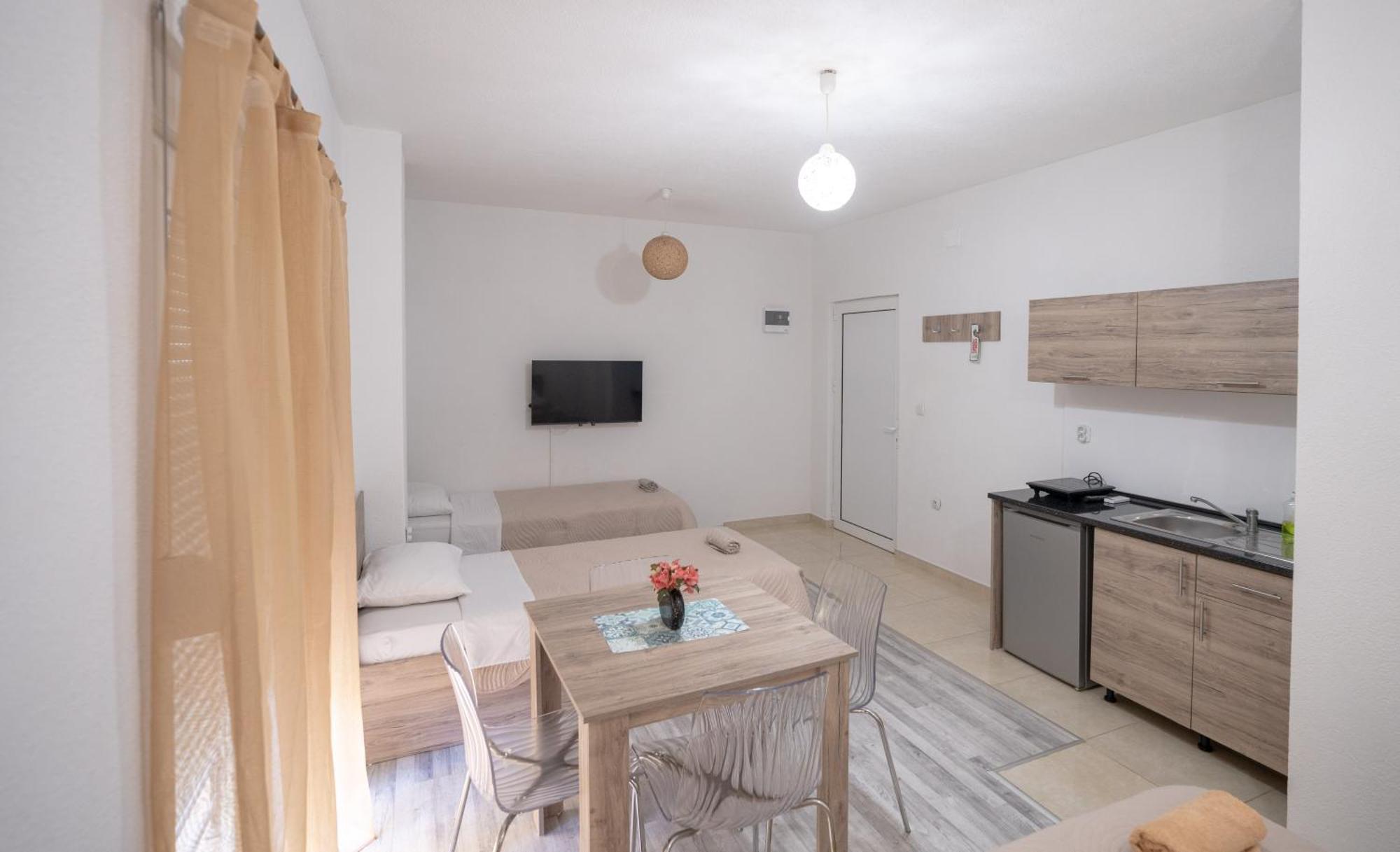 Luna Apartments Gevgelija Esterno foto